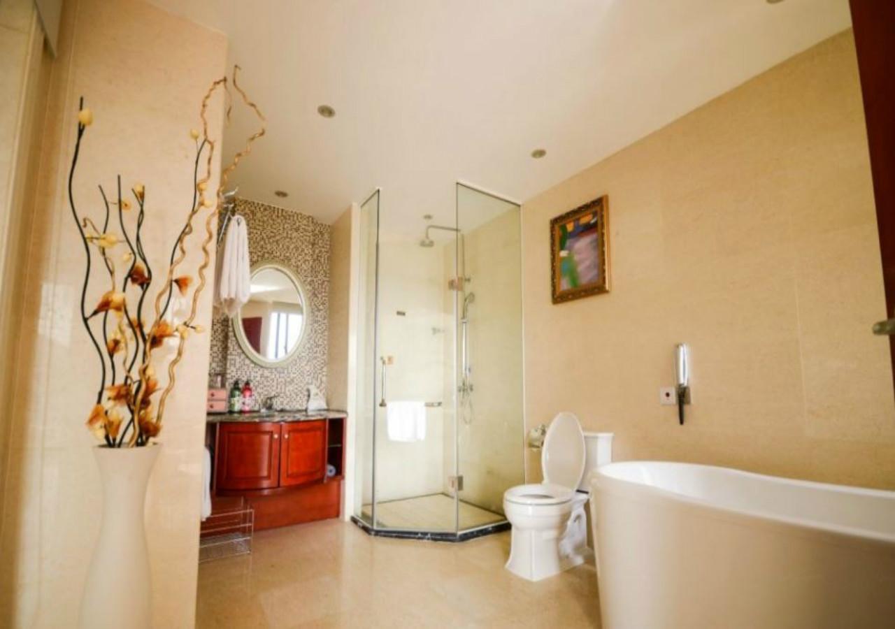 Century Grand Hotel Szanja Kültér fotó